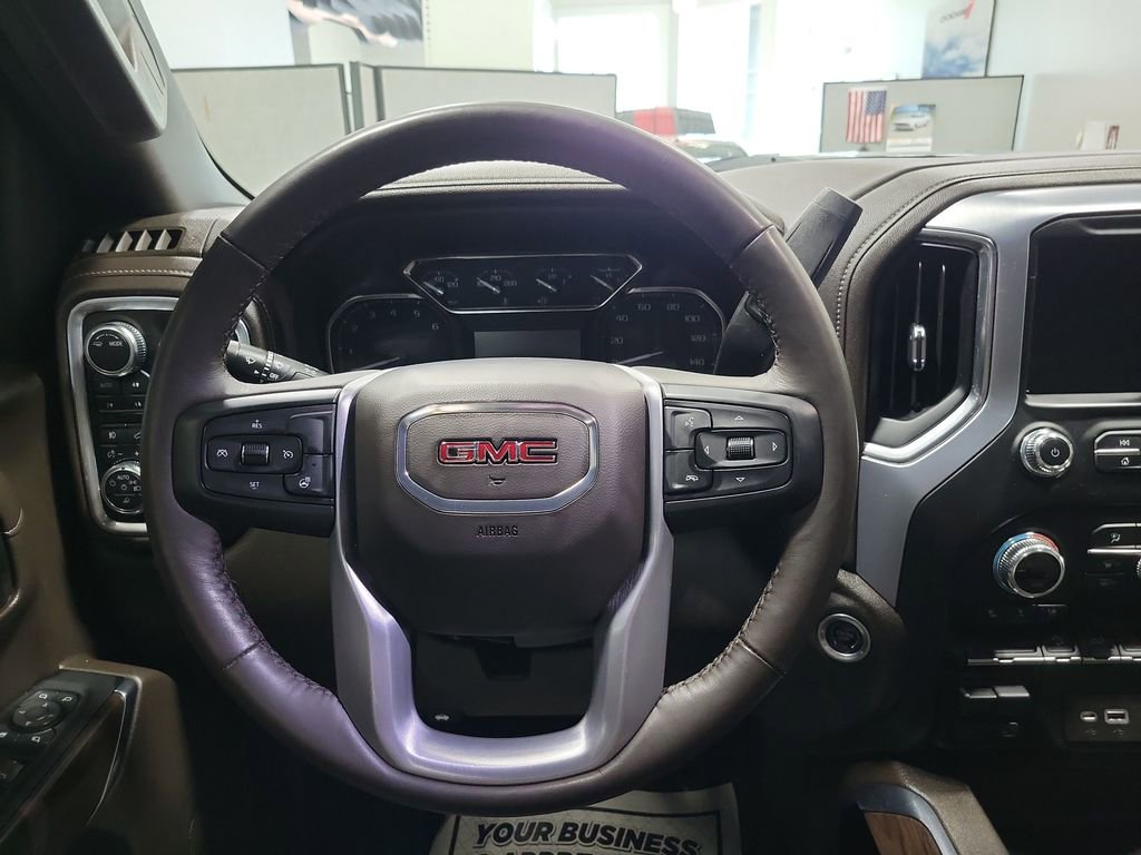 Used 2022 GMC Sierra 1500 SLT AWD/4WD image 35