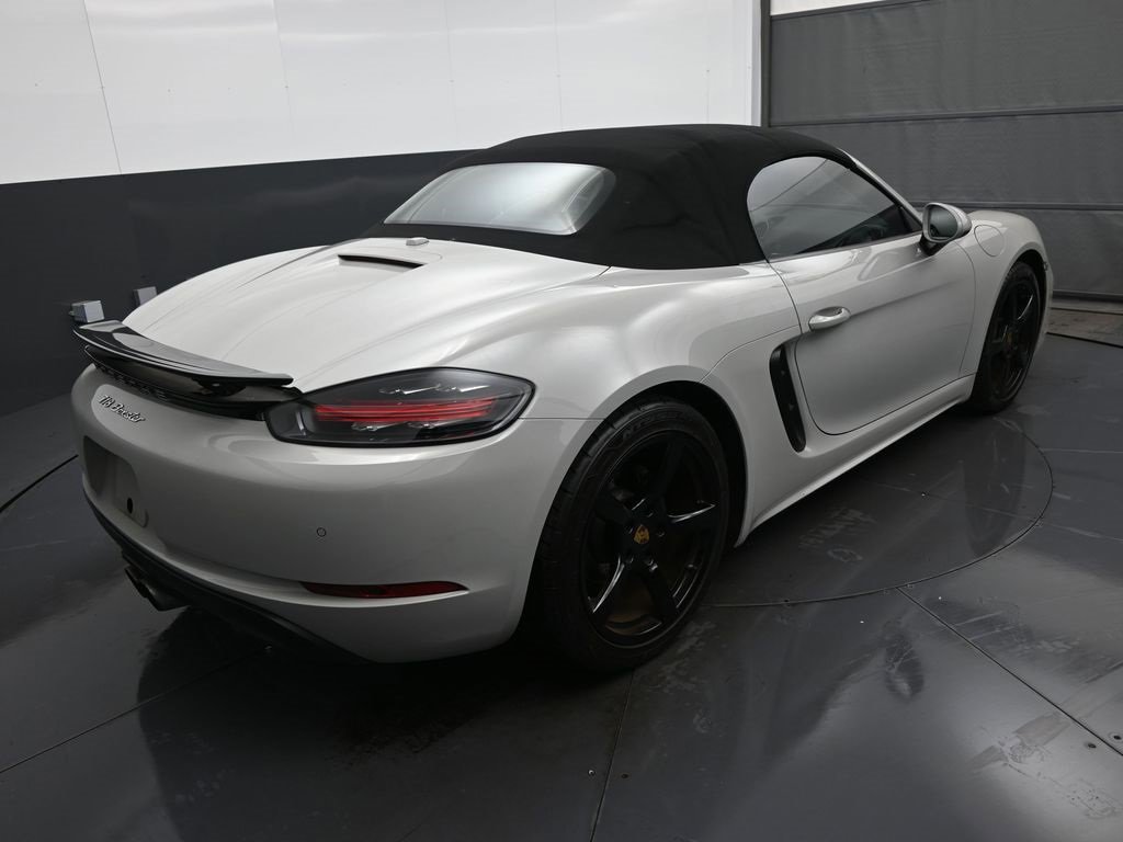 Used 2018 Porsche 718 Boxster image 15