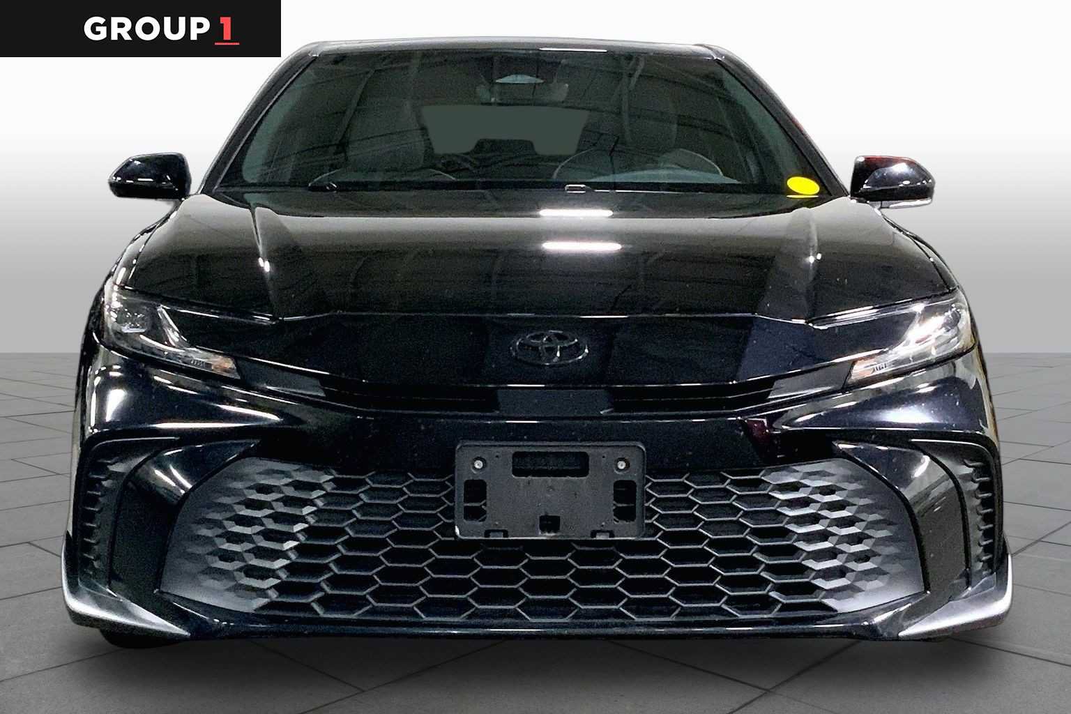 Certified 2025 Toyota Camry SE w/ Convenience Package AWD/4WD image 4