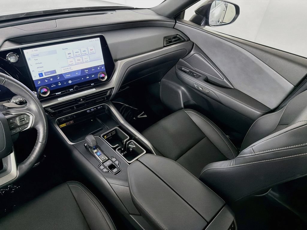 Used 2025 Lexus TX 350 AWD w/ Technology Package image 23