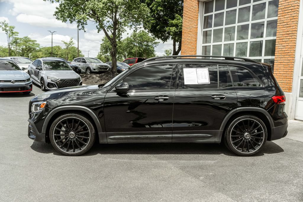 Used 2023 Mercedes-Benz GLB 35 AMG 4MATIC w/ AMG Night Package Plus image 37