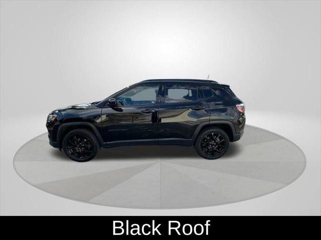 Certified 2022 Jeep Compass Altitude image 4