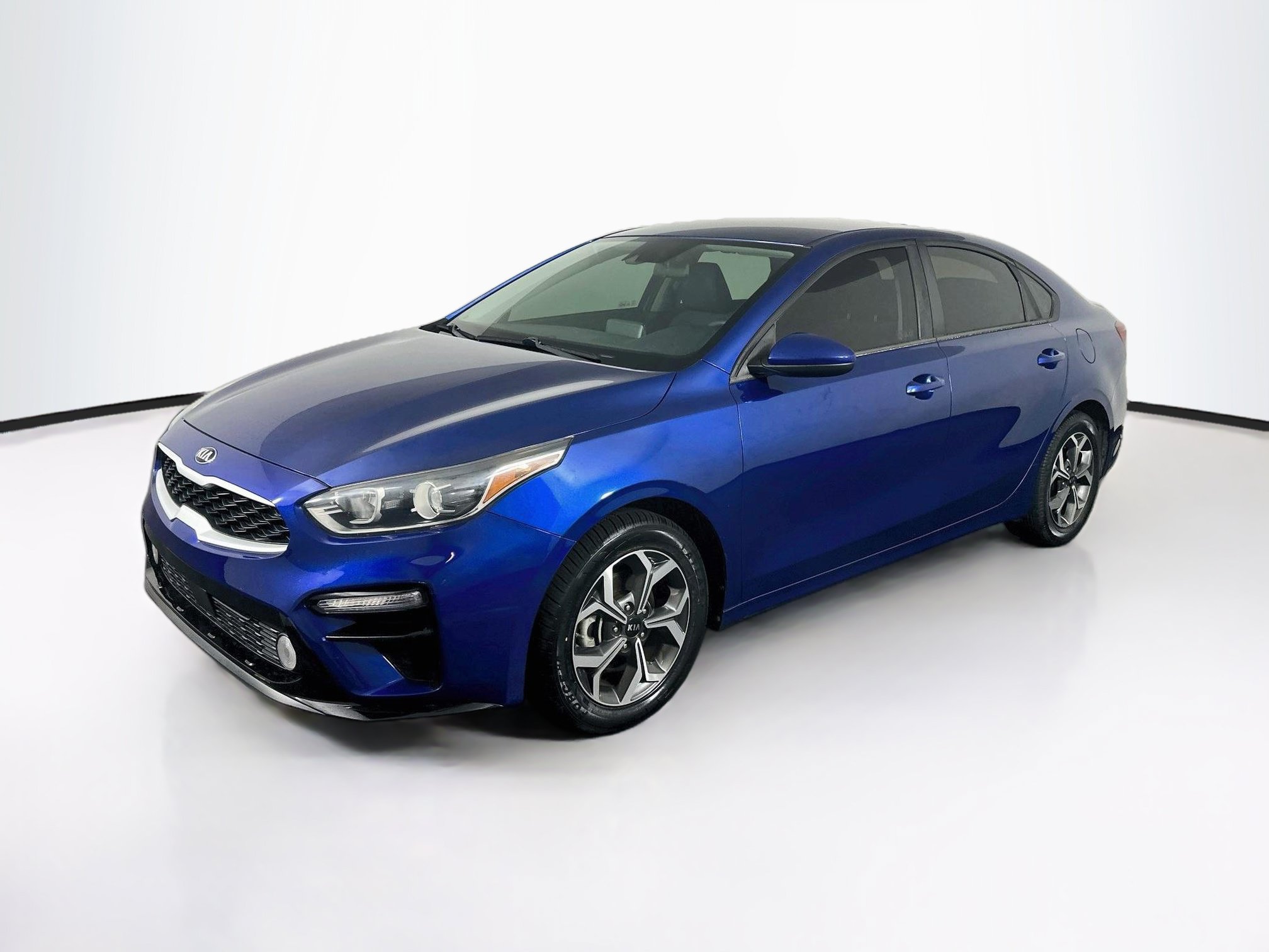 Used 2019 Kia Forte LXS FWD image 3