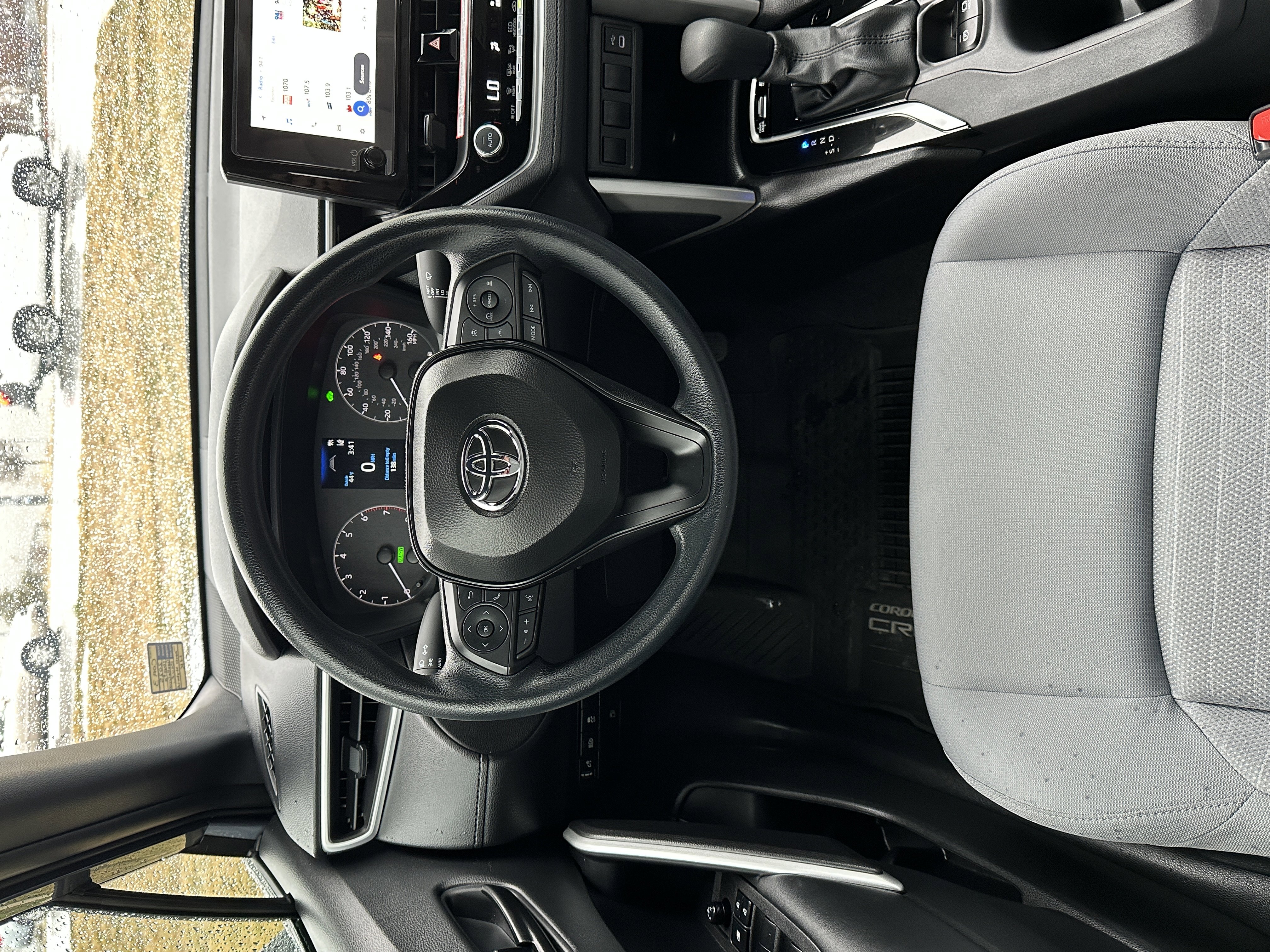 Used 2025 Toyota Corolla Cross AWD Hybrid image 34