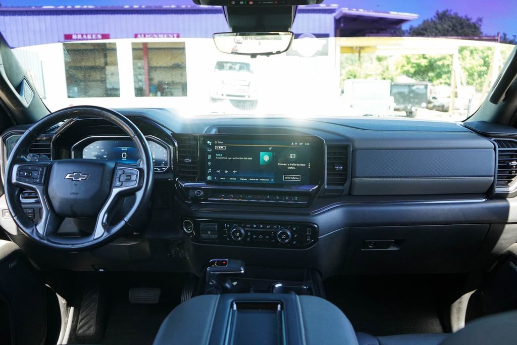 Used 2022 Chevrolet Silverado 1500 ZR2 w/ Technology Package AWD/4WD image 10