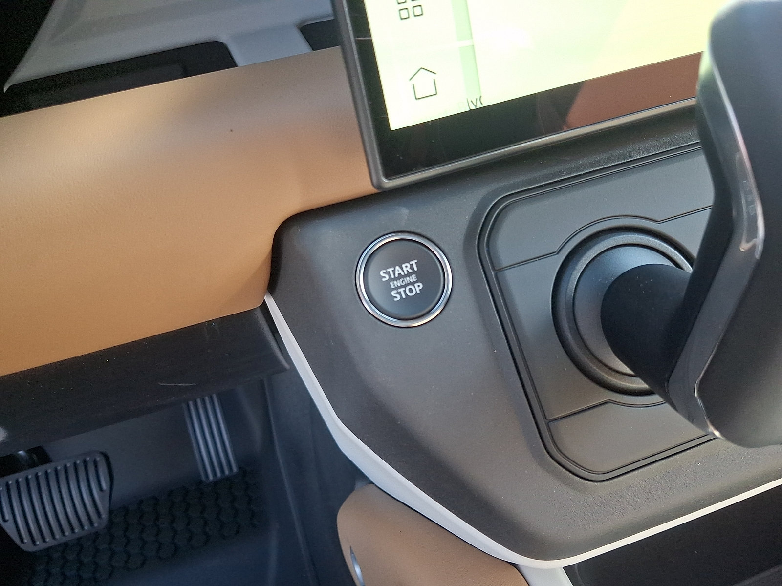 New 2026 Land Rover Defender 110 X-Dynamic SE AWD/4WD image 18