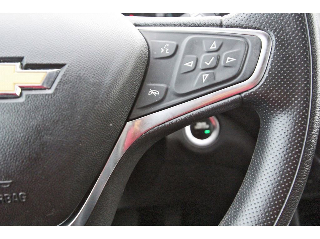 Used 2020 Chevrolet Equinox LT FWD image 19