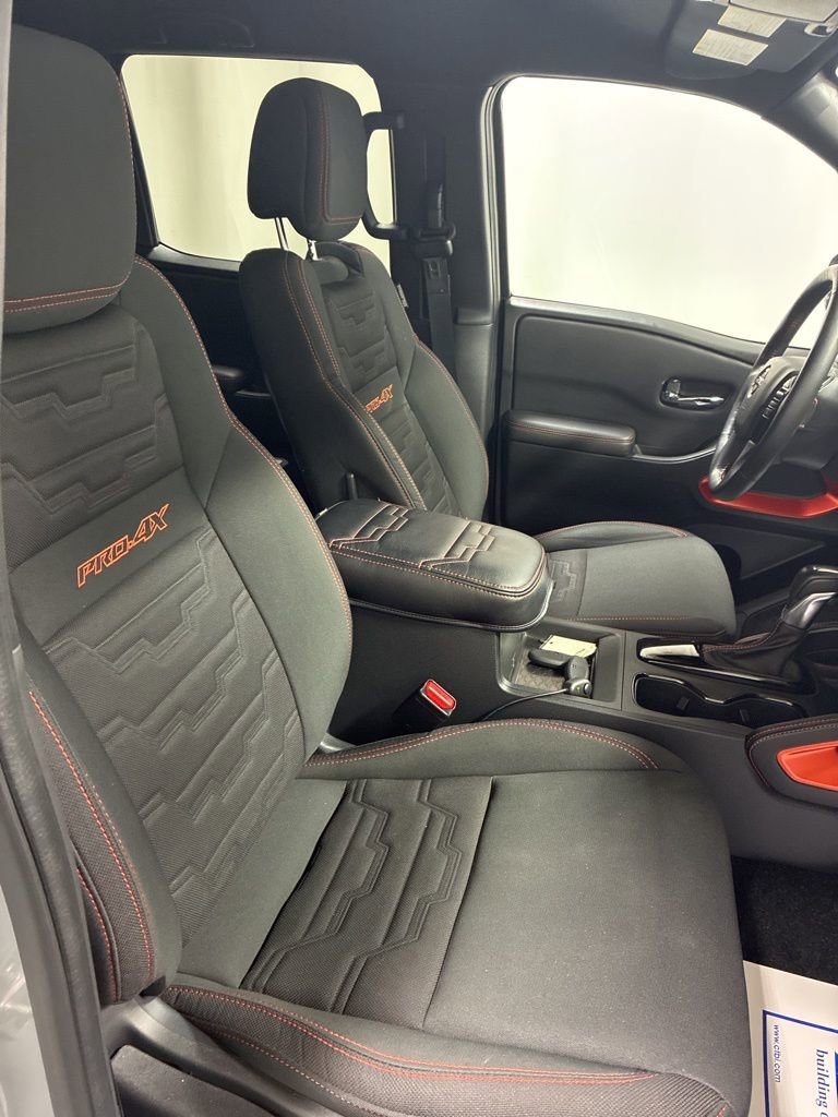 Used 2024 Nissan Frontier PRO-4X w/ Technology Package image 25