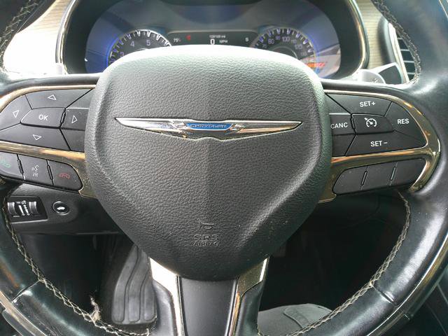 Used 2016 Chrysler 200 S image 9