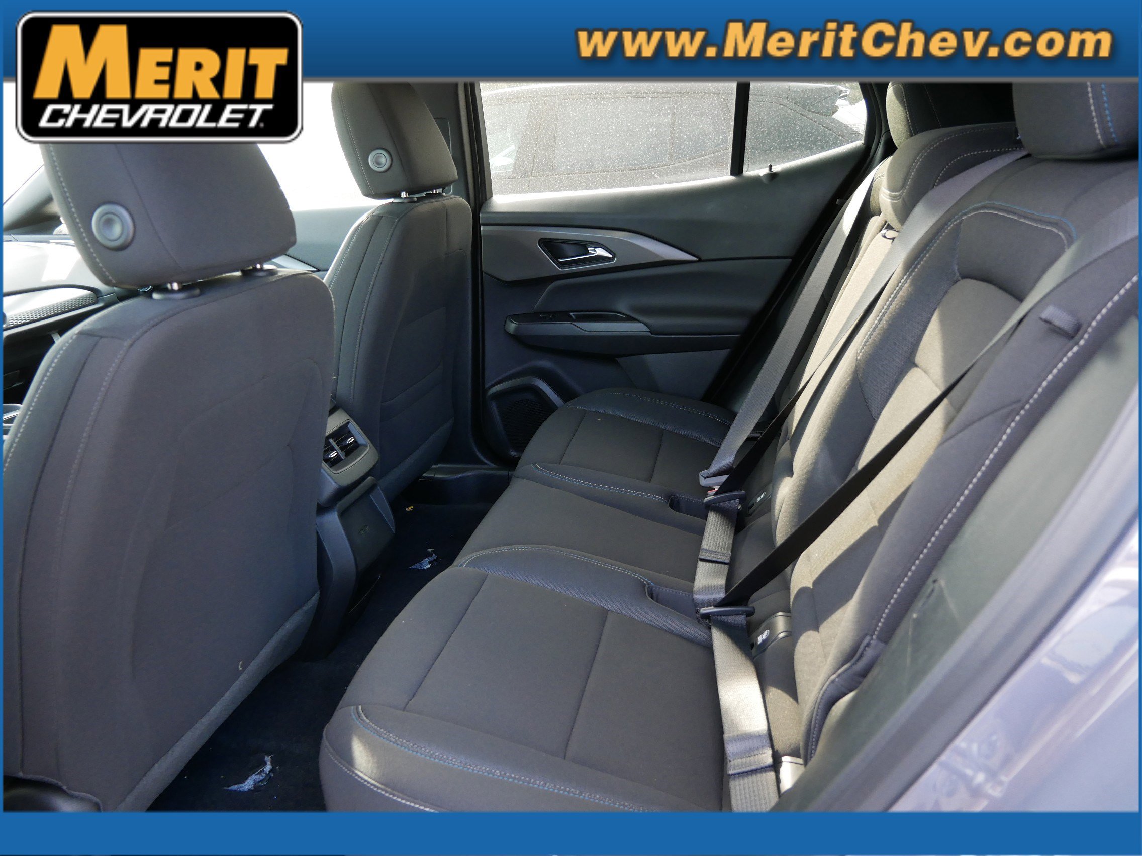 New 2026 Chevrolet Equinox EV LT image 5