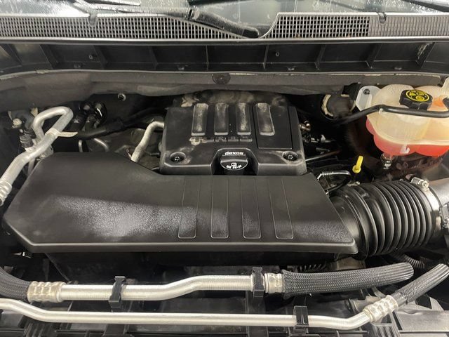 Used 2022 Chevrolet Silverado 1500 LT AWD/4WD image 23