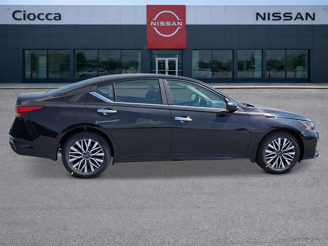 New 2026 Nissan Altima 2.5 SV FWD image 7