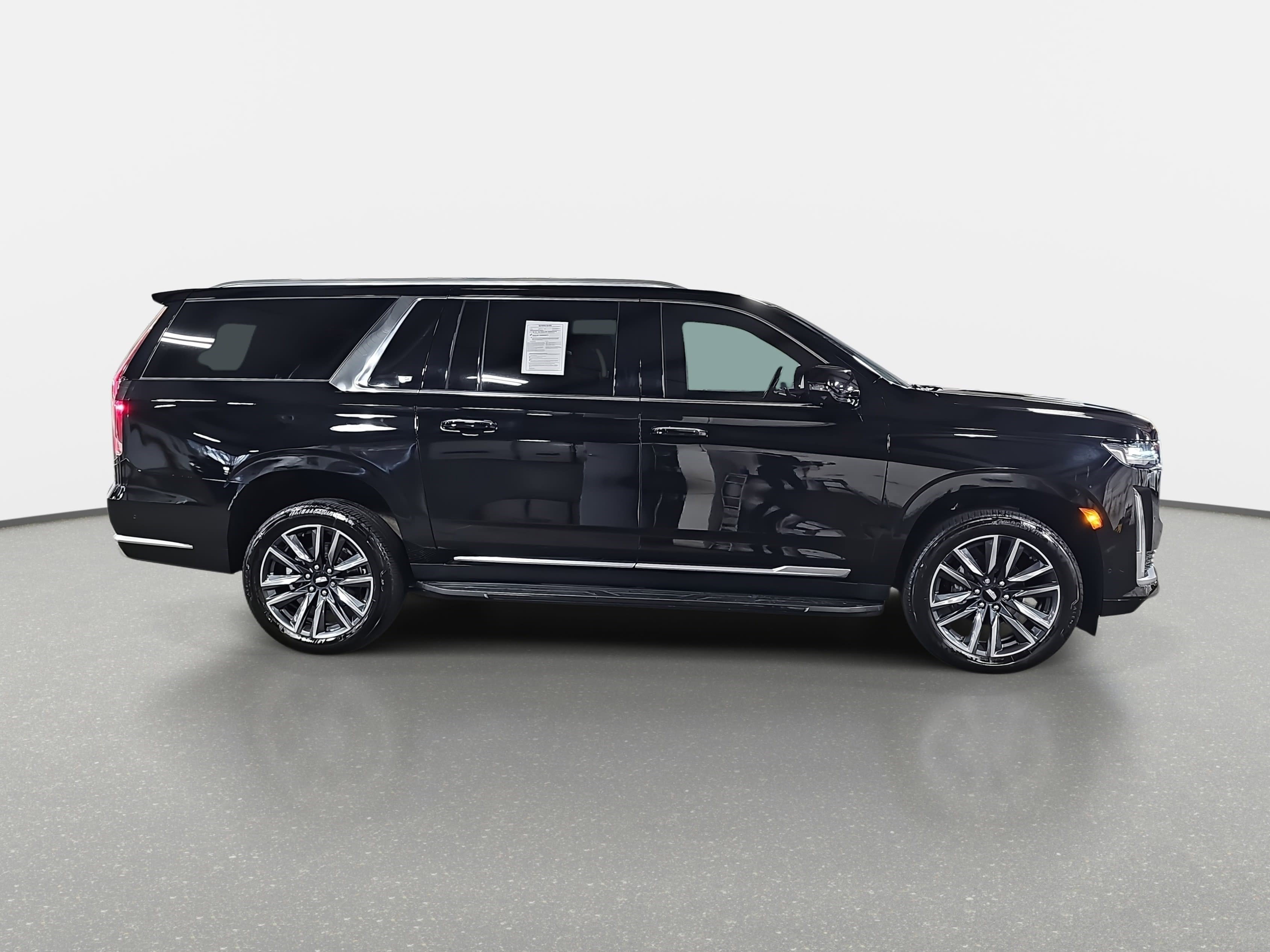 Used 2021 Cadillac Escalade ESV Premium Luxury image 4