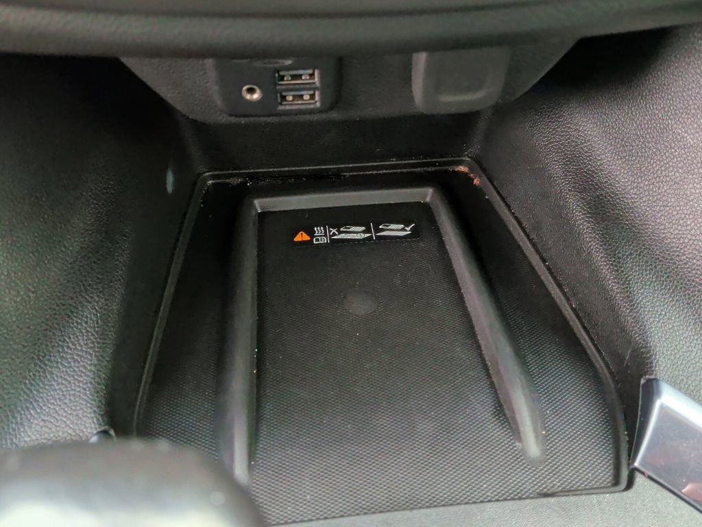 Used 2022 Chevrolet Traverse RS image 30