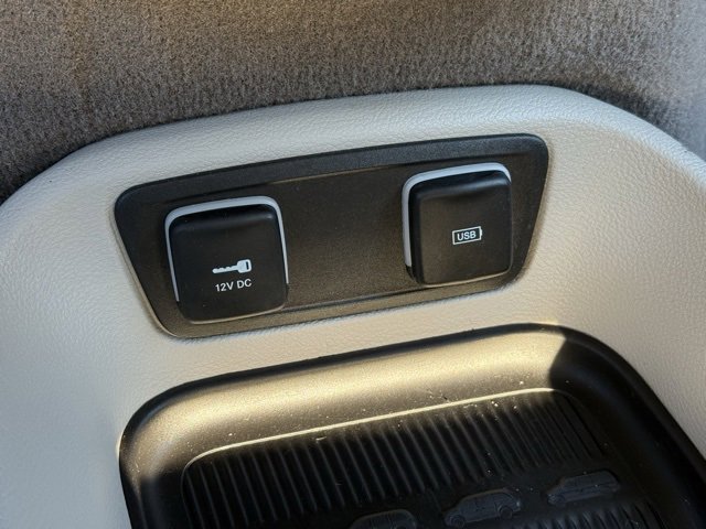 Certified 2017 Chrysler Pacifica Touring-L image 29