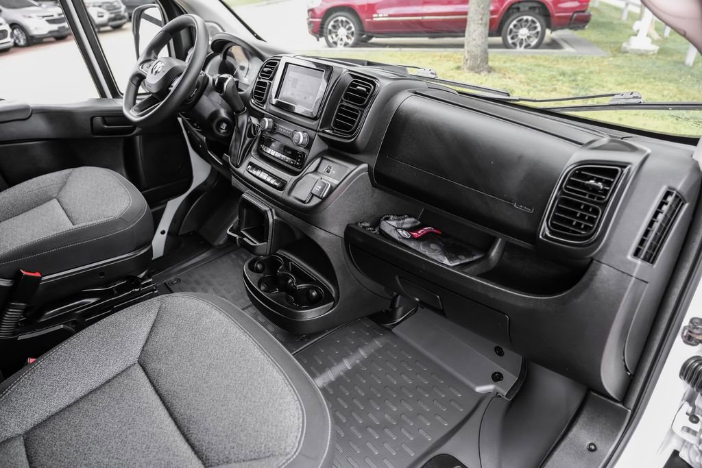Used 2024 RAM ProMaster 2500 image 9