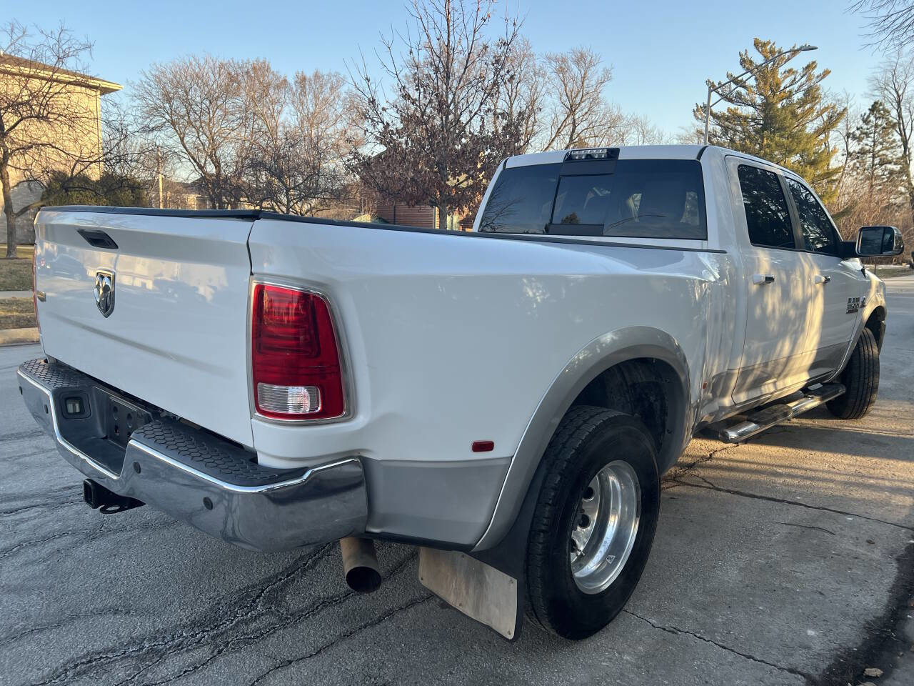 Used 2015 RAM 3500 Laramie image 6