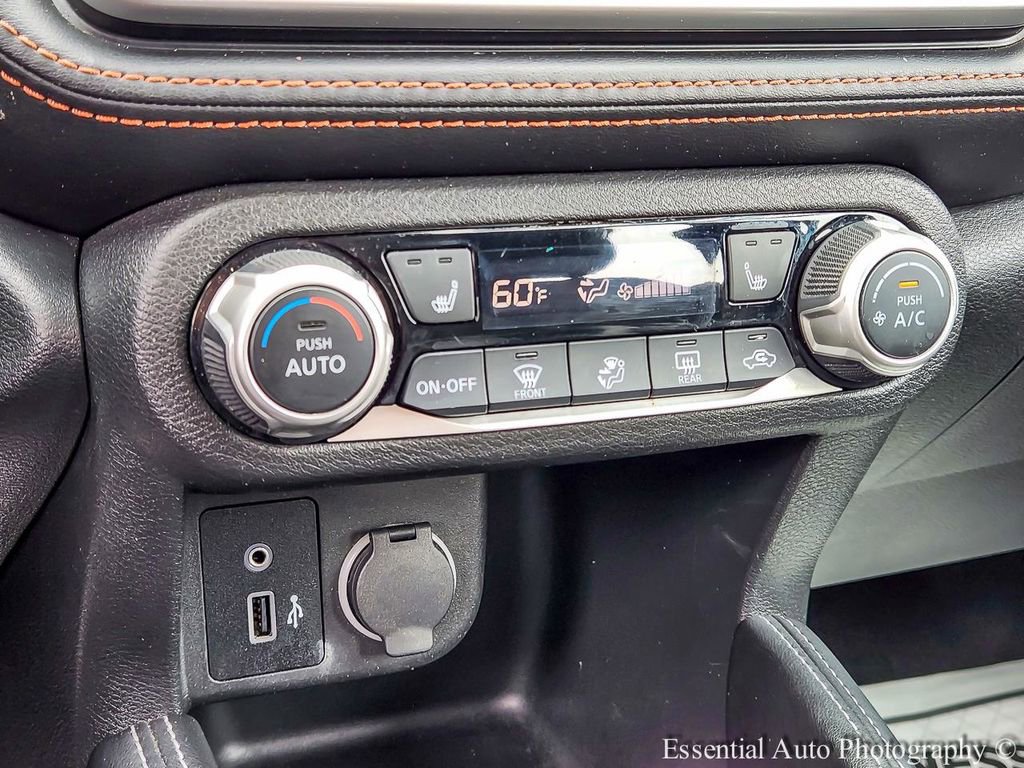 Used 2019 Nissan Kicks SR w/ SR Premium Package FWD image 20