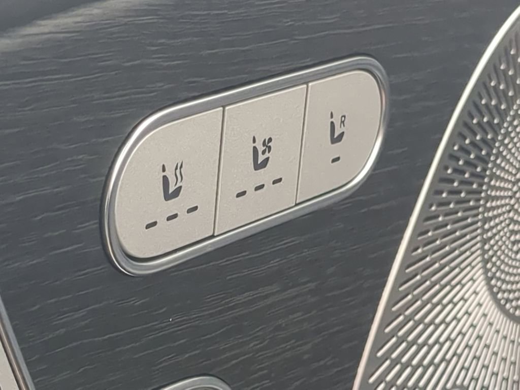 New 2025 Mercedes-Benz GLE 450e 4MATIC image 12