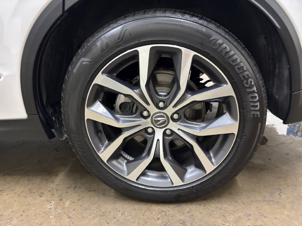 Certified 2024 Acura MDX w/ Technology Package AWD/4WD image 38