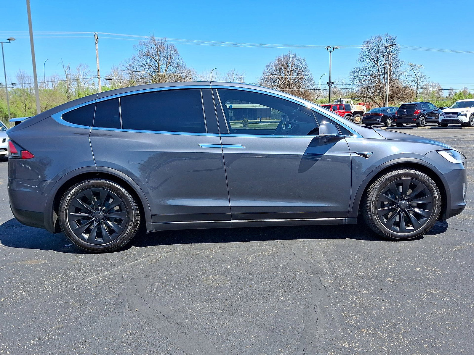 Used 2017 Tesla Model X 100D AWD/4WD image 26
