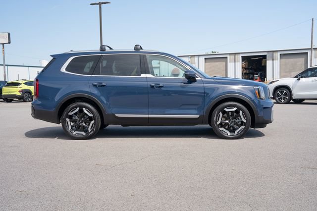 Used 2025 Kia Telluride S AWD/4WD image 7