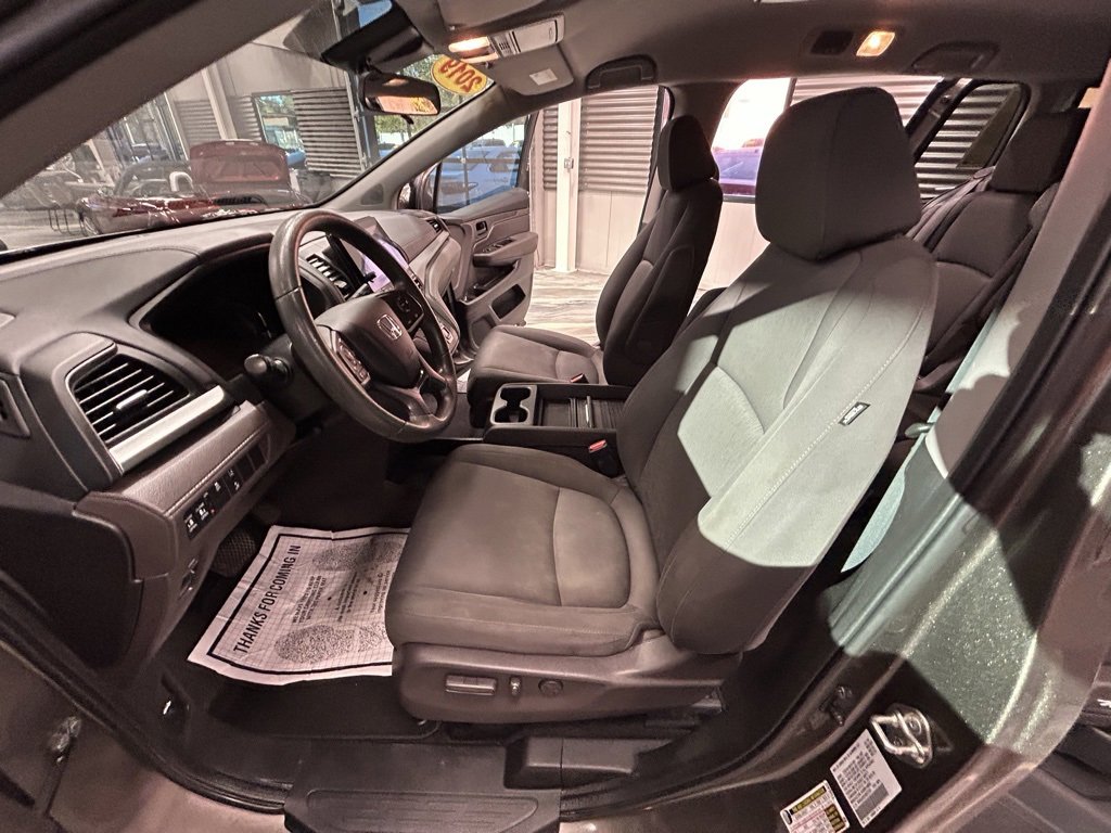 Used 2019 Honda Odyssey EX image 52