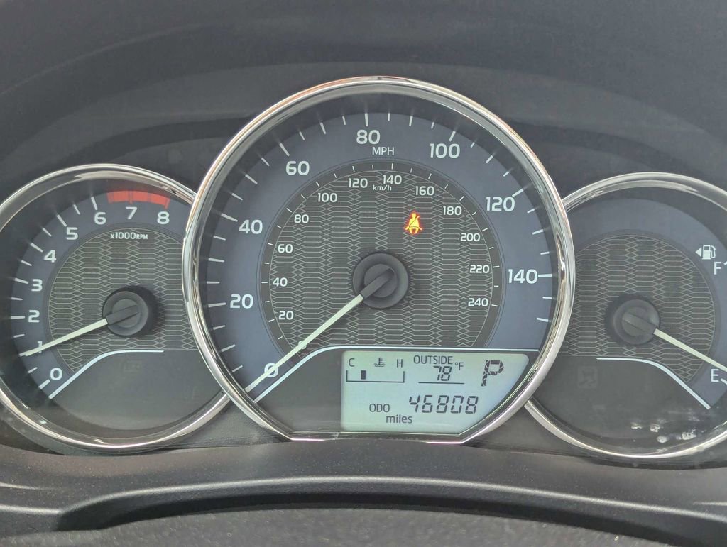 Used 2016 Toyota Corolla LE image 21