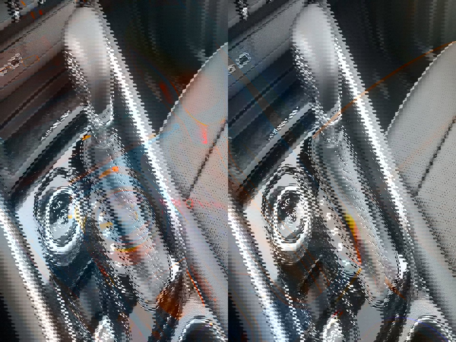 Used 2025 GMC Canyon AT4 w/ Technology Plus Package image 24