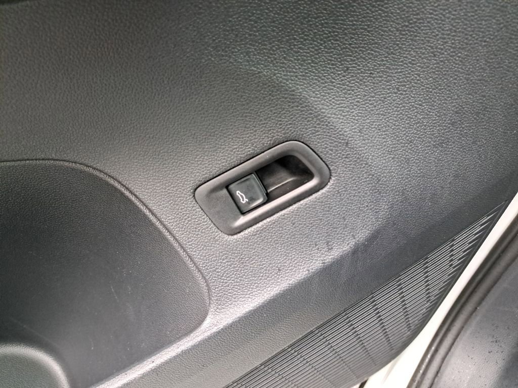 Used 2024 Volkswagen Atlas SE image 34