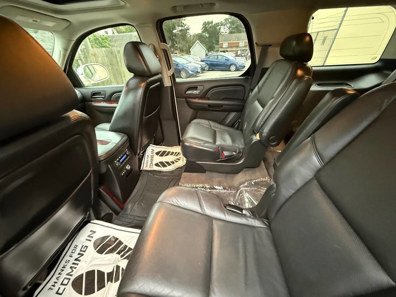 Used 2009 Cadillac Escalade AWD image 11