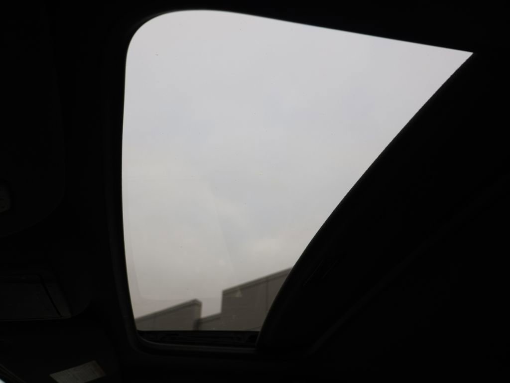 Used 2012 Ford Expedition Limited image 18