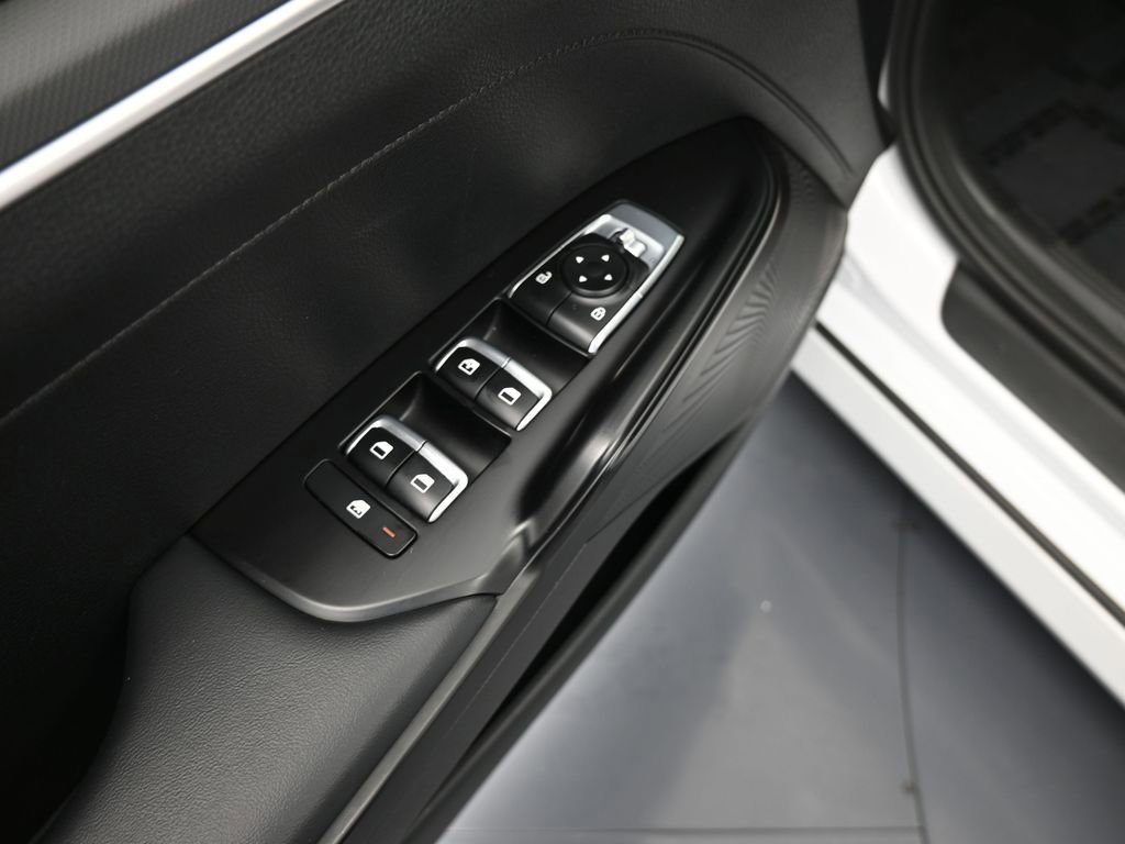 Used 2024 Kia K5 GT-Line w/ GT-Line Premium Package image 13