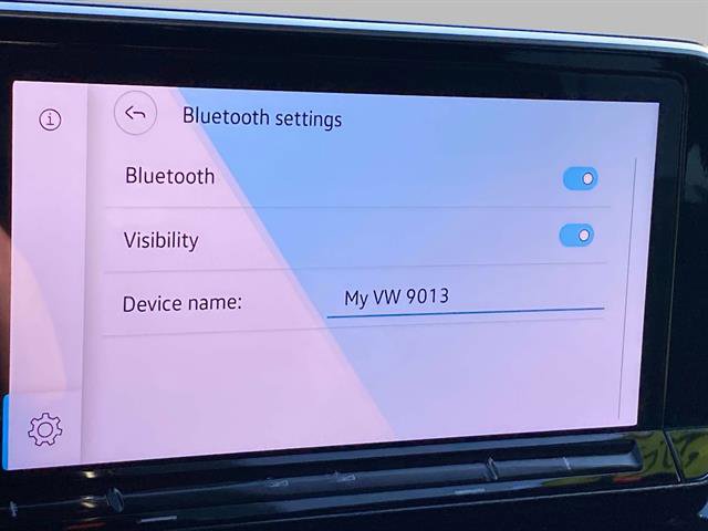 Used 2024 Volkswagen Atlas Cross Sport SE image 35