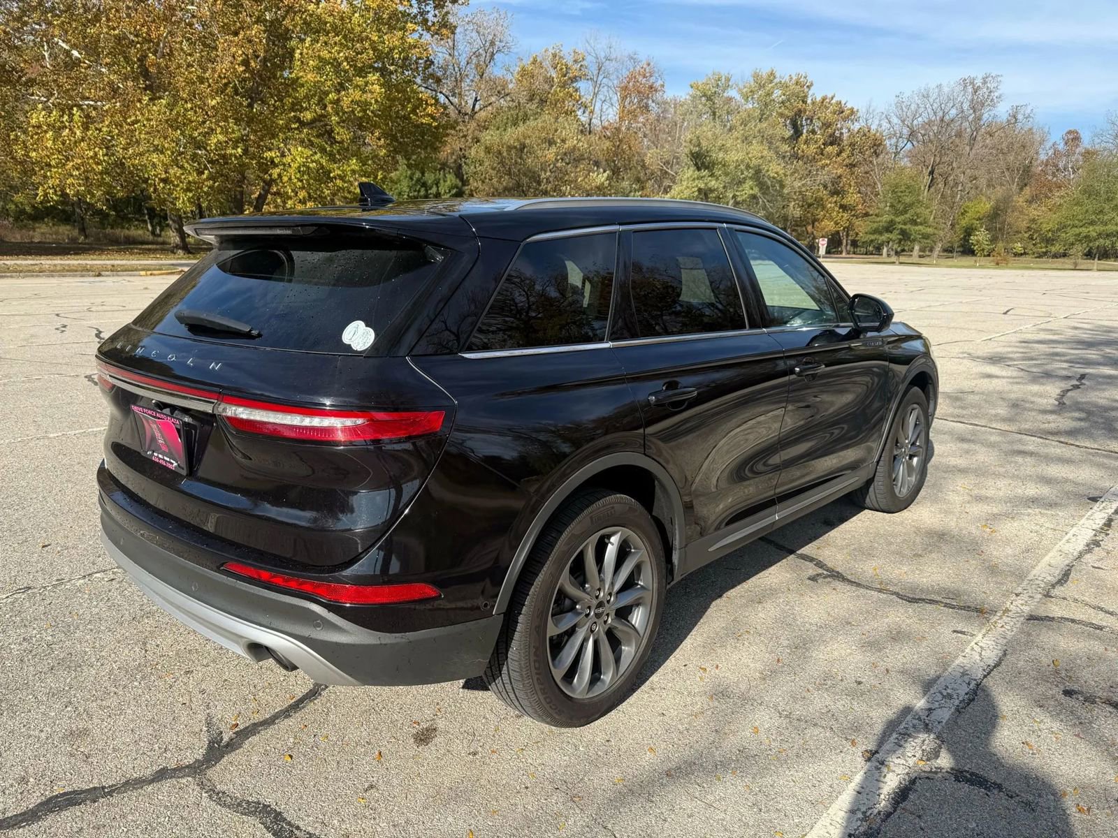 Used 2020 Lincoln Corsair AWD image 5