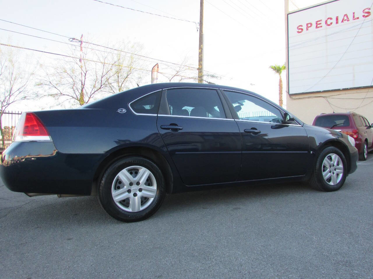 Used 2008 Chevrolet Impala LS FWD image 3