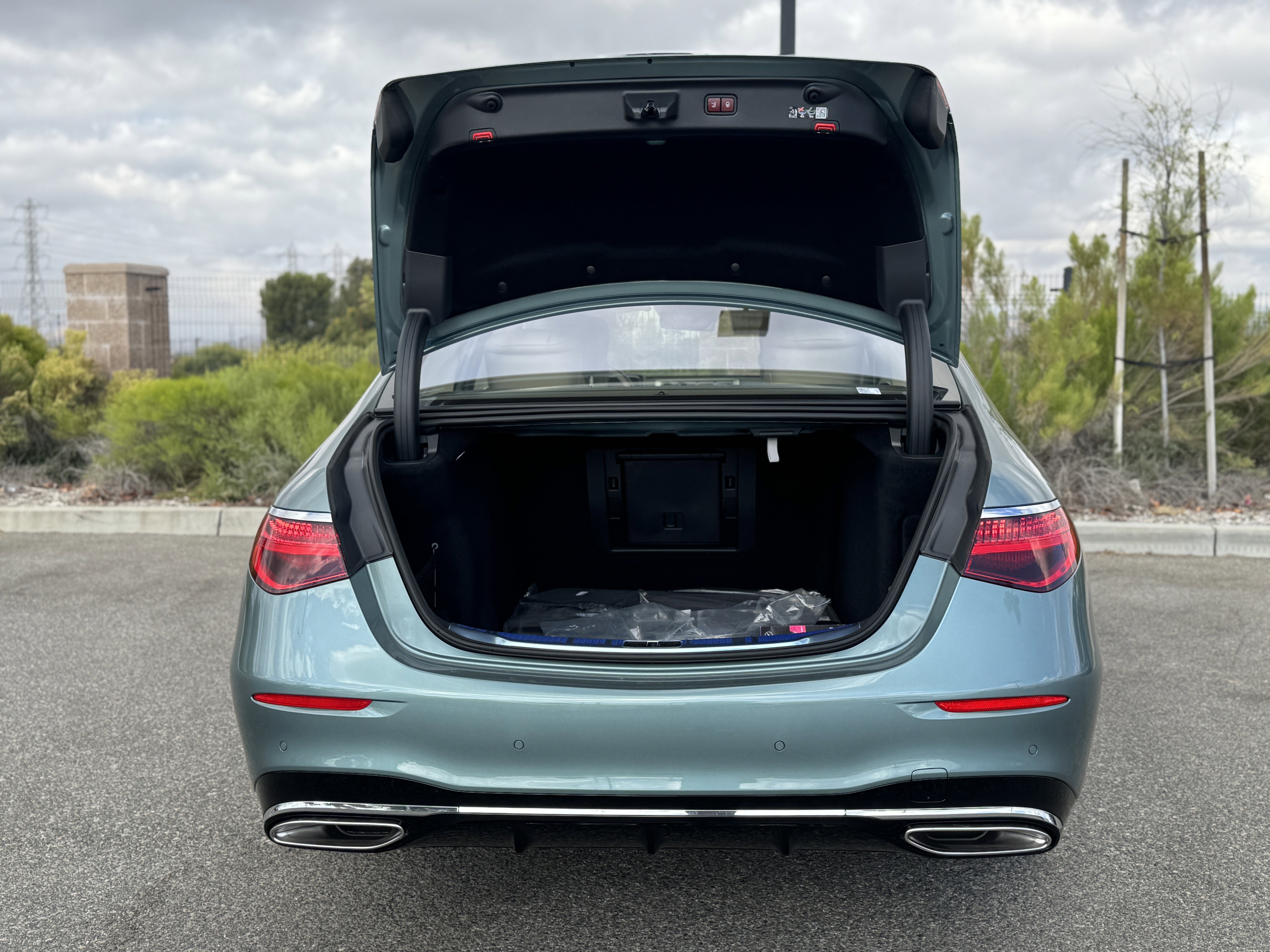 New 2026 Mercedes-Benz S 580 4MATIC Sedan image 13