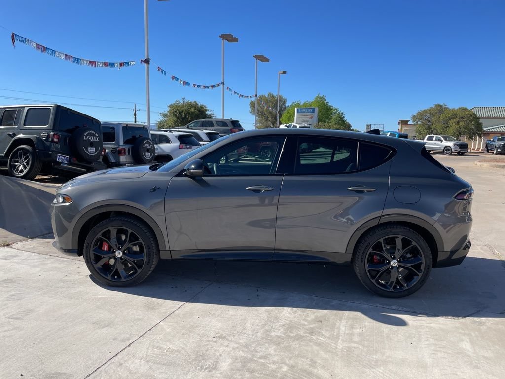 Used 2024 Dodge Hornet R/T Plus AWD/4WD image 2