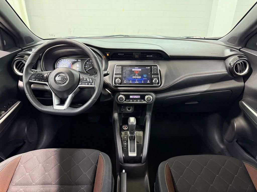 Used 2019 Nissan Kicks SR image 7