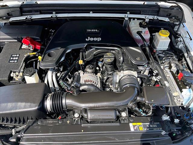 Used 2020 Jeep Gladiator Rubicon AWD/4WD image 11