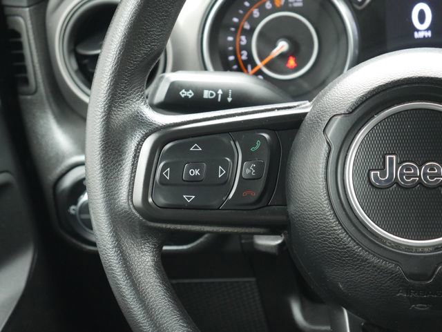 Used 2023 Jeep Gladiator Sport AWD/4WD image 15