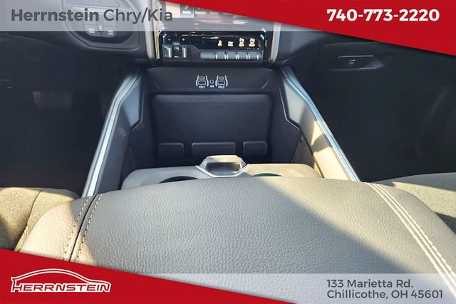 New 2027 RAM 2500 Big Horn AWD/4WD image 12