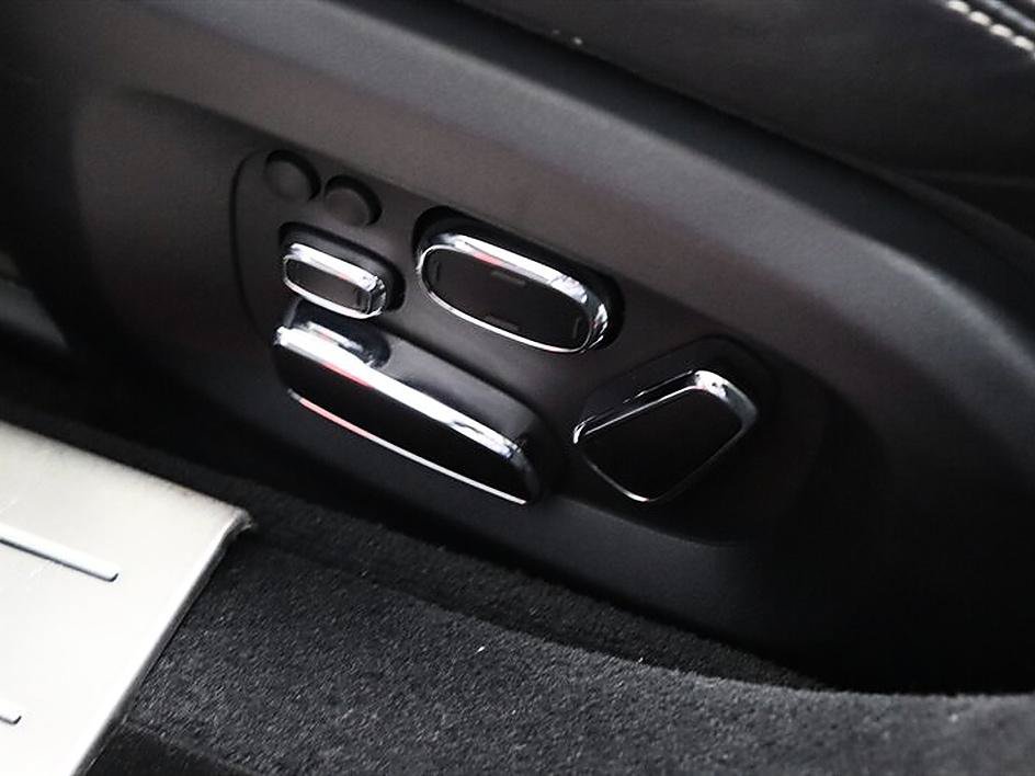 Used 2015 Jaguar XJ L Portfolio RWD image 48