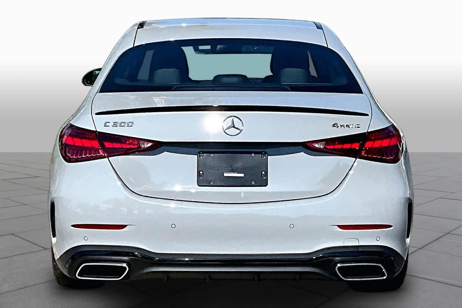 Used 2025 Mercedes-Benz C 300 4MATIC Sedan image 5