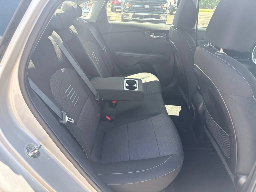 Used 2019 Kia Forte S FWD image 11