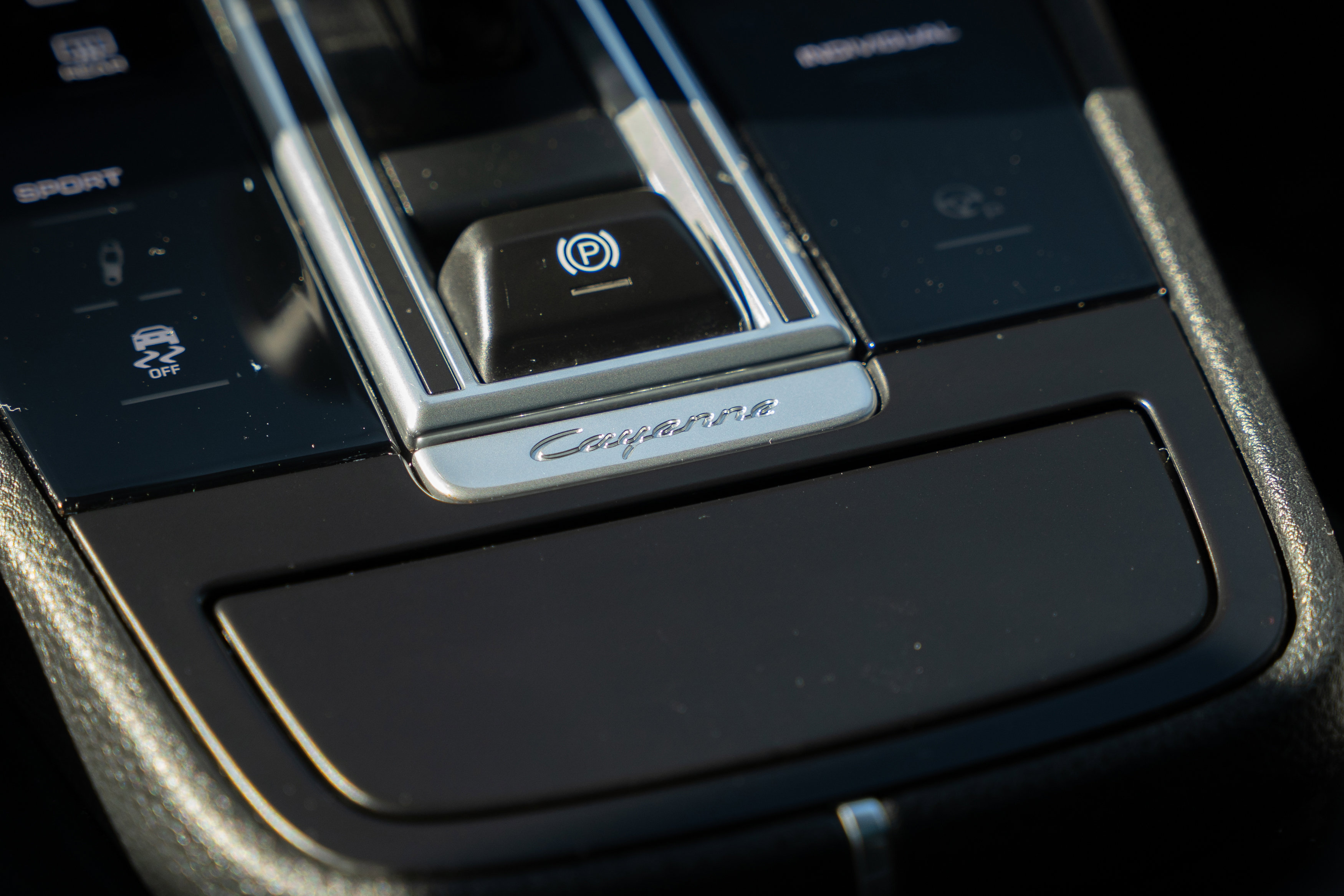 Used 2020 Porsche Cayenne image 20