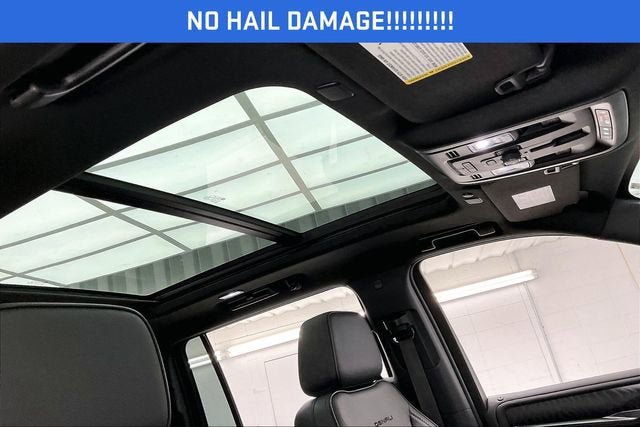 Used 2022 GMC Yukon XL Denali AWD/4WD image 13