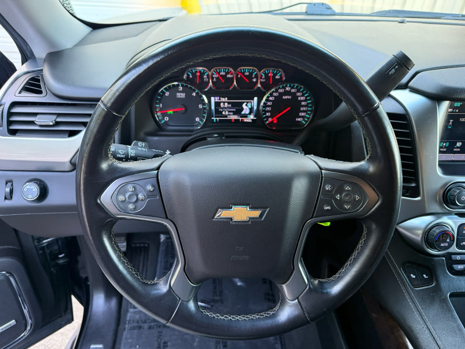 Used 2020 Chevrolet Tahoe LT RWD image 2