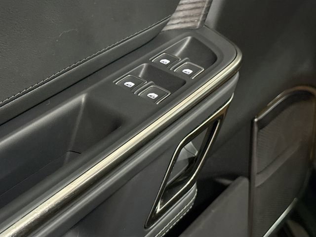 Used 2023 Rivian R1T Adventure AWD/4WD image 18
