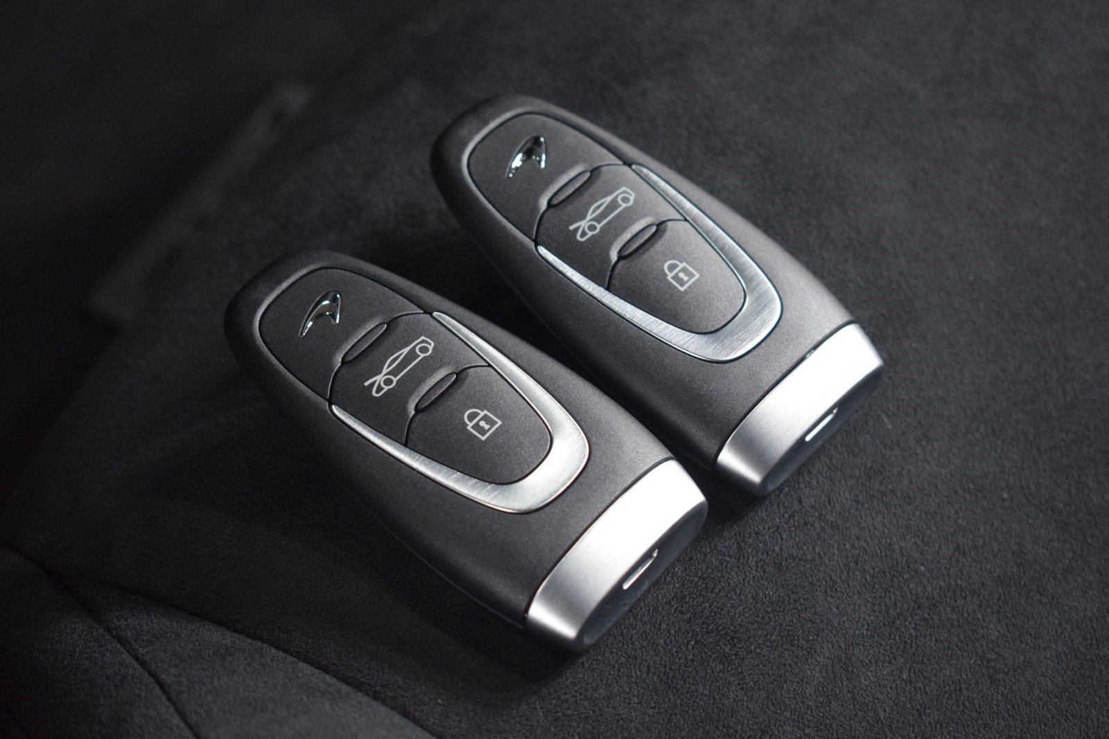 New 2026 McLaren Artura image 38